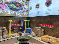 -沸炉重庆老火锅(军事博物馆店)