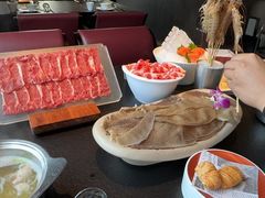 -海上明月海鲜火锅 鲜切牛肉