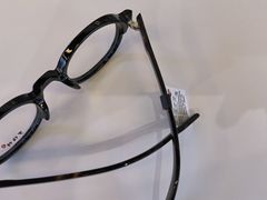 -罗伯特眼镜·蔡司官方授权(前海桂湾店)