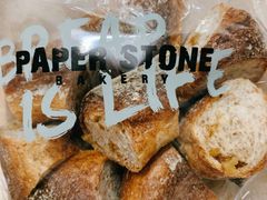 蜂蜜橘子麦法包-PAPER STONE BAKERY(天环店)