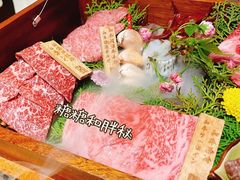 -山川小町·极番烧肉(新地假日广场店)