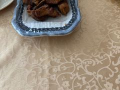 -维吾尔餐厅(宜山路店)