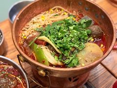 -成都你六姐·牛肉冒菜(上海环宇荟店)