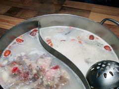 -蒙肥羊·酸汤潮牛·鲜牛肉火锅烤肉自助(岗顶店)