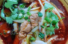 Braised Pork Intestine Noodles (One Liang)