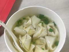 -周震馄饨