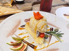-Mark&Mars Restaurant
