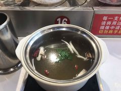 -百品聚旋转火锅(万德庄店)