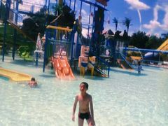 -平江亚马逊水上乐园