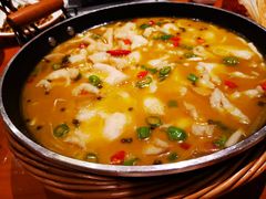 -有红鸡毛店·川菜(建设路店)