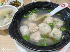 -闫家驴肉老店(华电一校店)