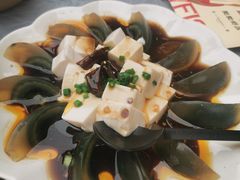-肥肥虾庄·金牌油焖大虾(东湖欢乐谷店)
