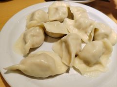 酸菜馅饺子-关东小磨东北菜(上海长风大悦城店)
