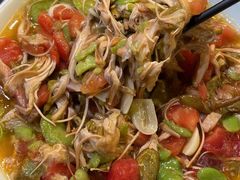 -老滇山寨•云南特色菜•地方菜•民族风情歌舞表演(金碧店)