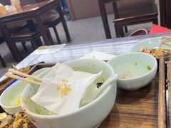 -蟹上黄·蟹黄面·江南糖水(人民广场店)
