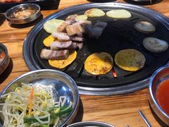 -韩国明洞碳烤肉(常平店)