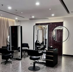 -SWANK SALON