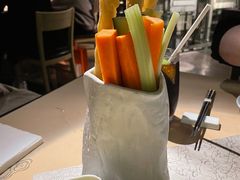 -穹六人间 people 6(岳阳路店)