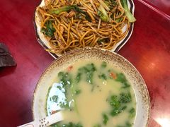 -金杨拉面王小吃面馆·牛三宝面·红烧牛肉粉