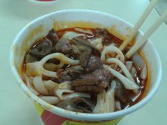 烫牛肉粉-江三王记牛杂馆(总店)