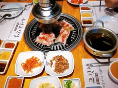 -唯成•韩国炭火烤肉 유성고기