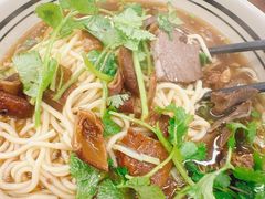 -小马牛肉面·牛骨熬制(南京博物院店)