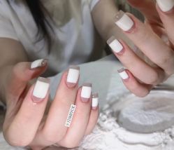 -十月·日式美甲美睫·纹眉