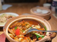 啫啫海鲜鸡-荣小馆(杭州大厦店)