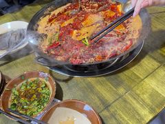 -黄潇洒老火锅(九眼桥宏济巷店)