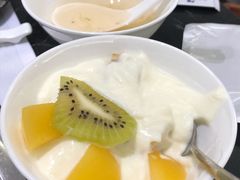 -红鼎豆捞·非遗鲍皇汤火锅(宝丰路店)