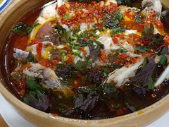 紫苏碎鱼头-憨伢子·家常菜小食堂·有锅气の炒菜(江汉路店)