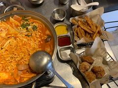 -富乐满韩国正宗炸鸡韩国料理(虹泉路店)