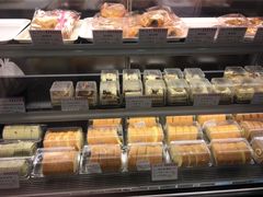 -红宝石·鲜奶小方·海派西点房(丰庄店)