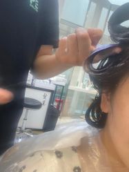 -PE SALON 