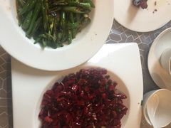 -紫东阁酒楼·中餐厅(东方广场假日酒店)