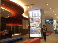 -陈露国际冰上中心(天津嘉里汇店)