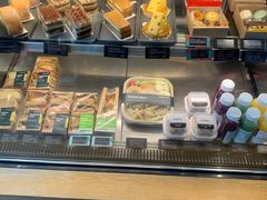 面包甜点陈列柜-星巴克(苏州泰华店)