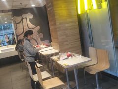 -麦当劳(虹梅路地铁站店)