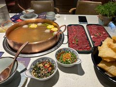 -牛村来人潮汕牛肉火锅(西单店)