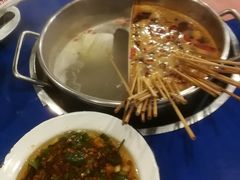 -马路边边串串香形象店(磐石路店)