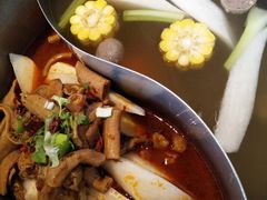 -左庭右院鲜牛肉火锅(金山万达店)