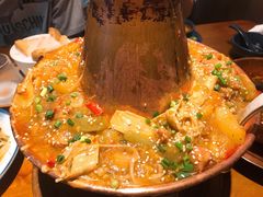 招牌陶锅洋芋鸡-觅山云南菜(泊富ICITY店)