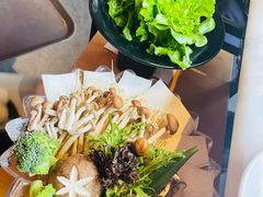-煲宫猪肚鸡(晶品店)