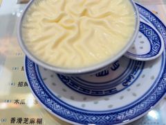 -广信牛奶甜品世家(台东店)