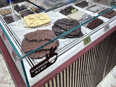 -VENCHI 闻绮(北京国贸商城店)