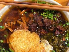 -小龙大肉面馆