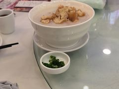 -万山楼海鲜酒家·二十三年老字号