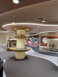 -奈尔宝·国风主题儿童乐园·亲子餐厅(豫园商城店)