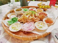 簸箕捞鸡-大树头森林餐厅(番禺广场店)