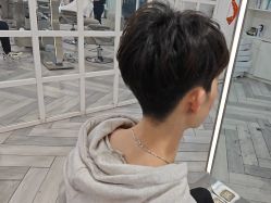 -米娜护肤造型